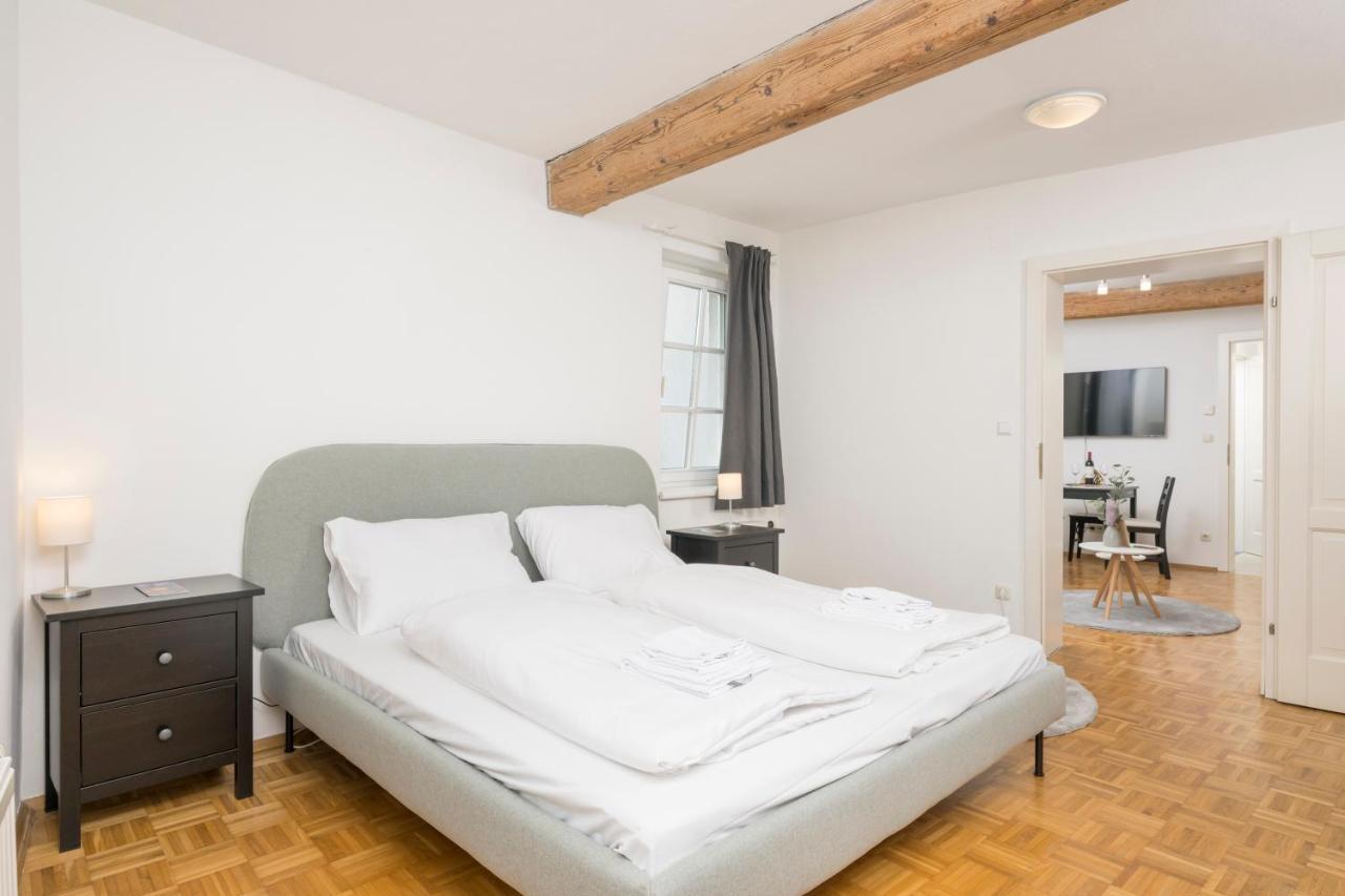 Zum Grazer Uhrturm Apartment Luaran gambar
