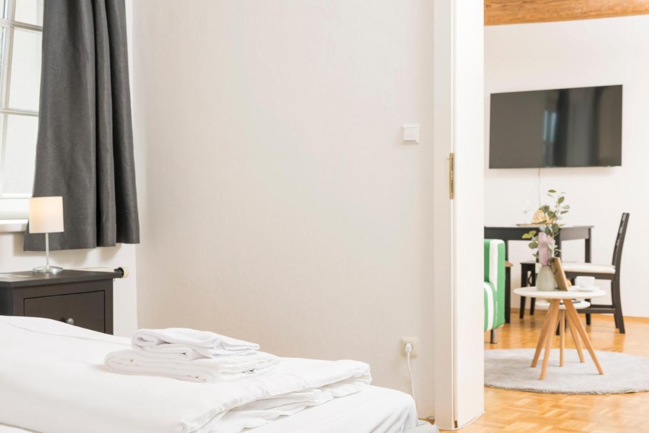 Zum Grazer Uhrturm Apartment Luaran gambar