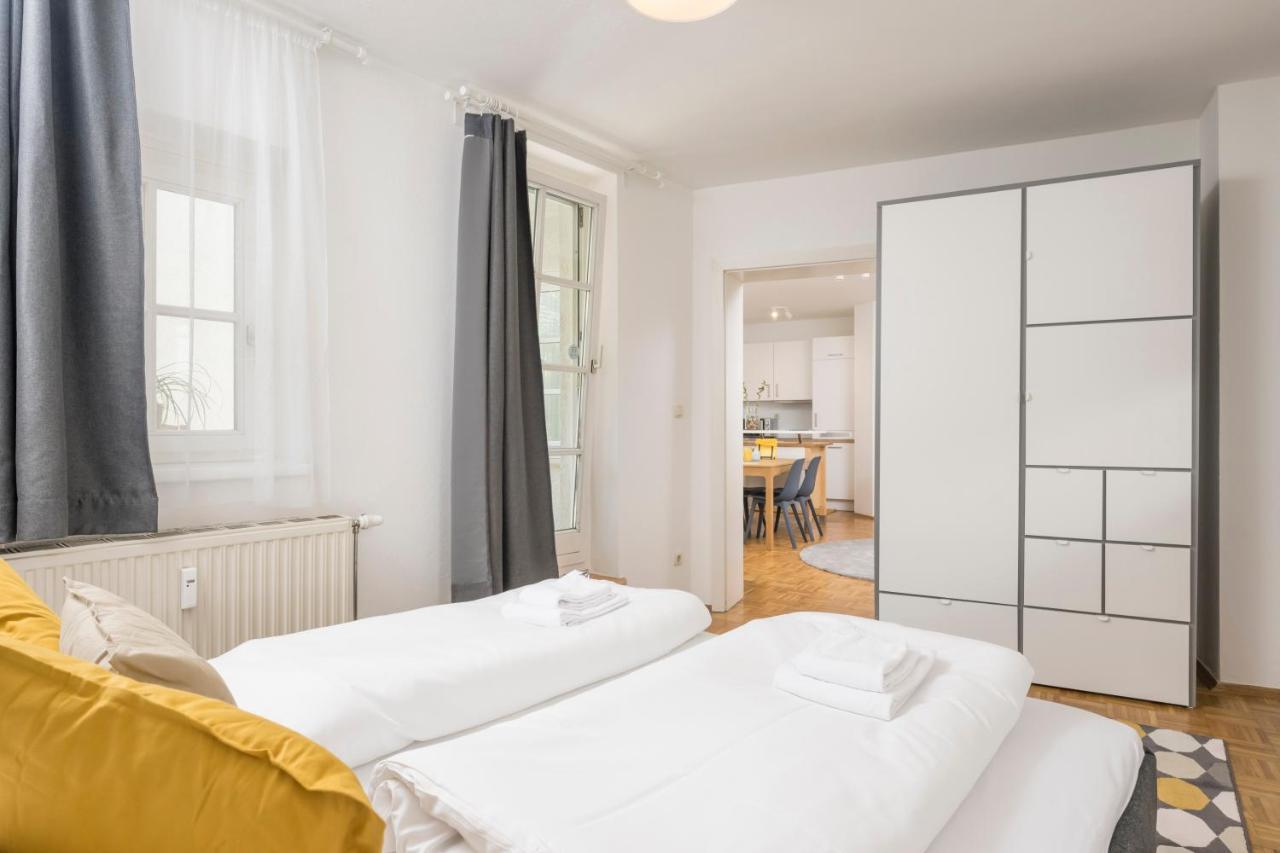 Zum Grazer Uhrturm Apartment Luaran gambar