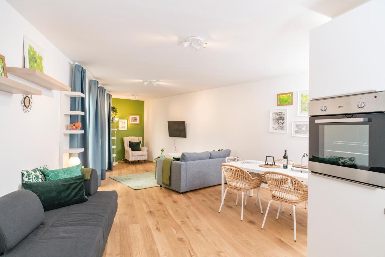 Zum Grazer Uhrturm Apartment Luaran gambar