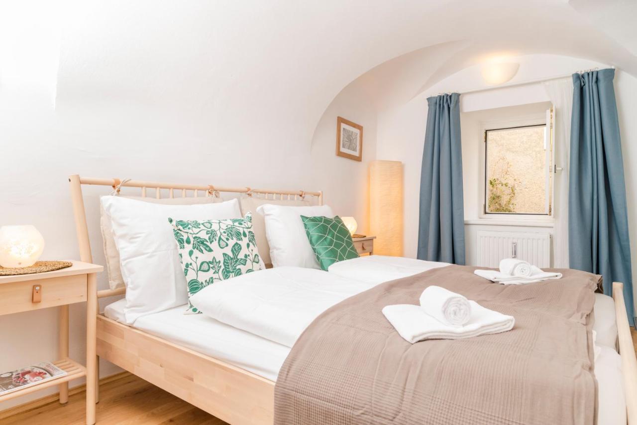 Zum Grazer Uhrturm Apartment Luaran gambar