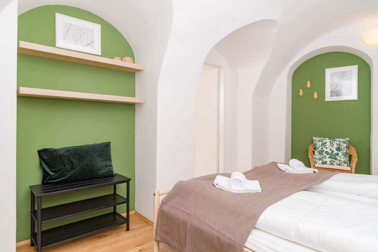 Zum Grazer Uhrturm Apartment Luaran gambar