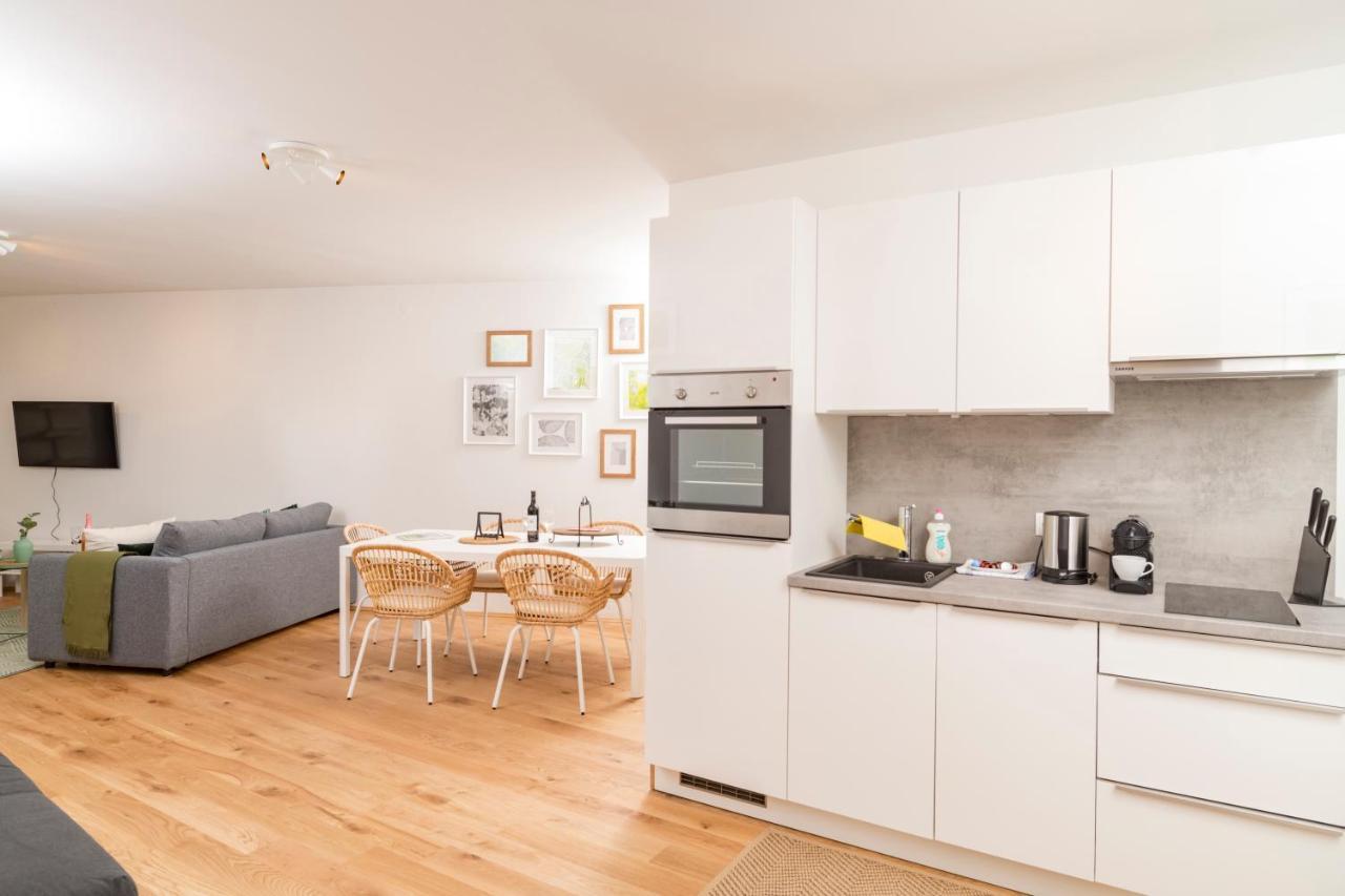 Zum Grazer Uhrturm Apartment Luaran gambar