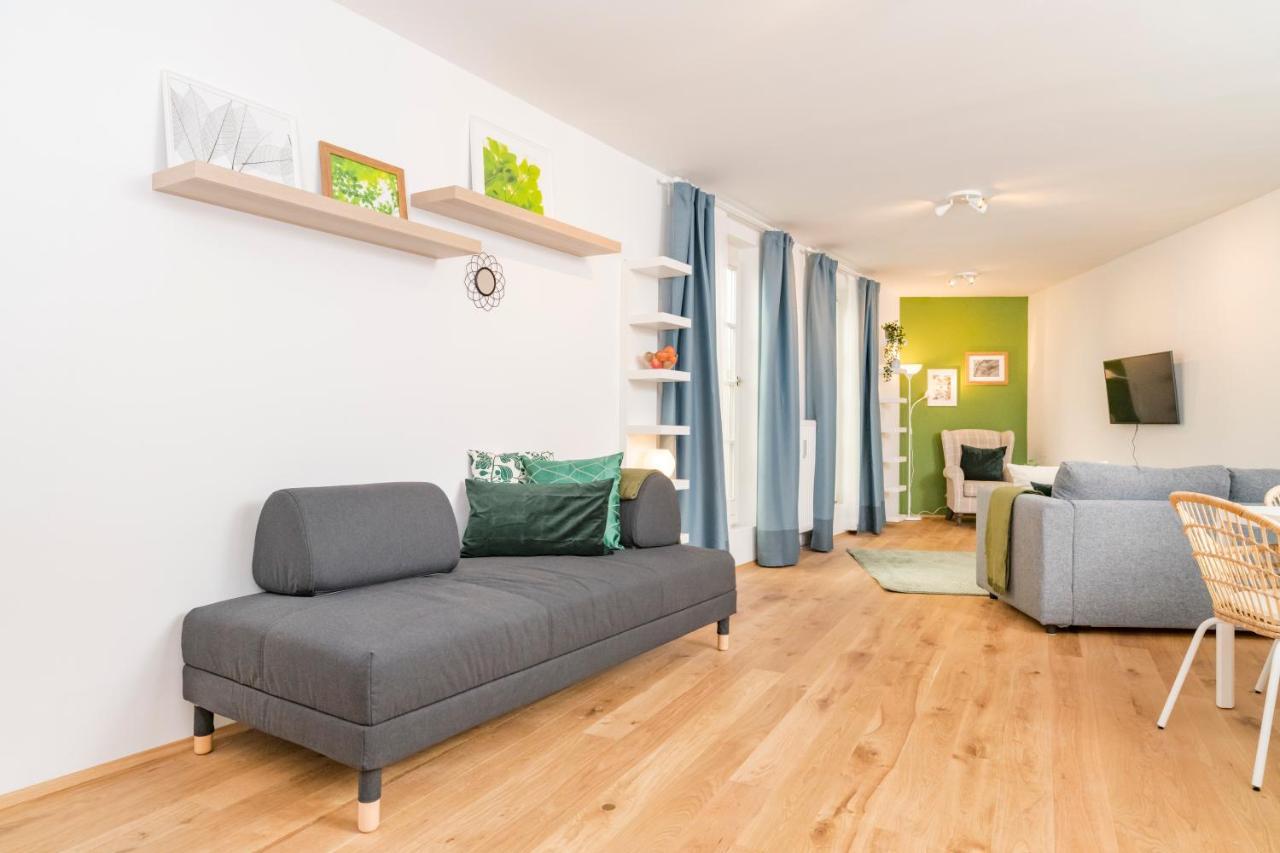 Zum Grazer Uhrturm Apartment Luaran gambar